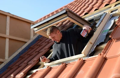 Pose de fenêtres de toit Velux à Givron